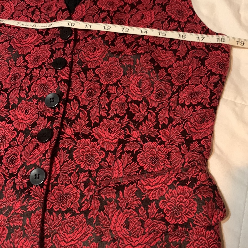 Ann Taylor Vest - Picture 12 of 12